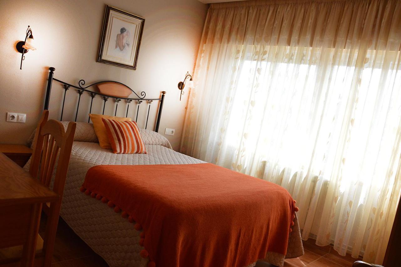 Pension Quilmes Vimianzo Exterior photo
