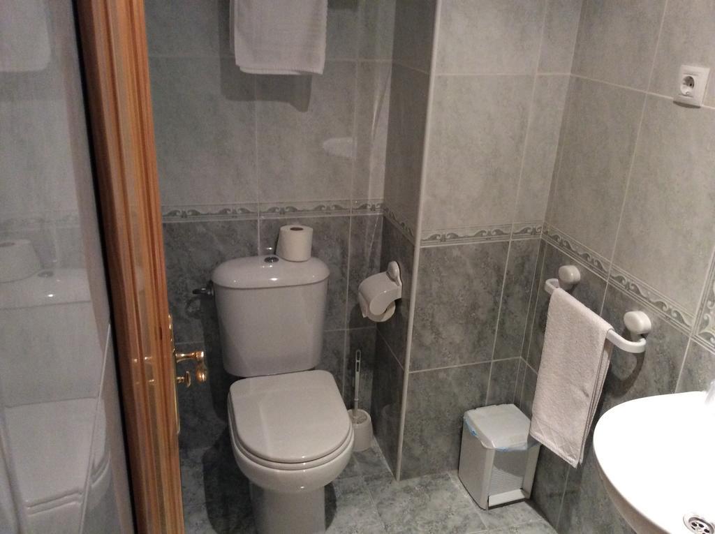 Pension Quilmes Vimianzo Exterior photo